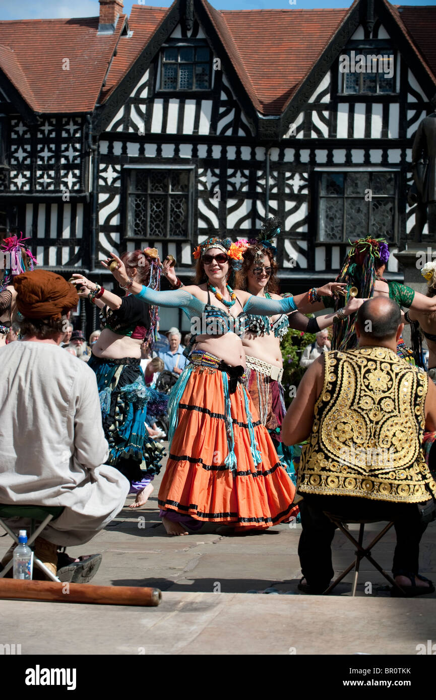 Belly dancers performing at Shrewsbury Folk Festival, Shropshire, UK Stock Photo