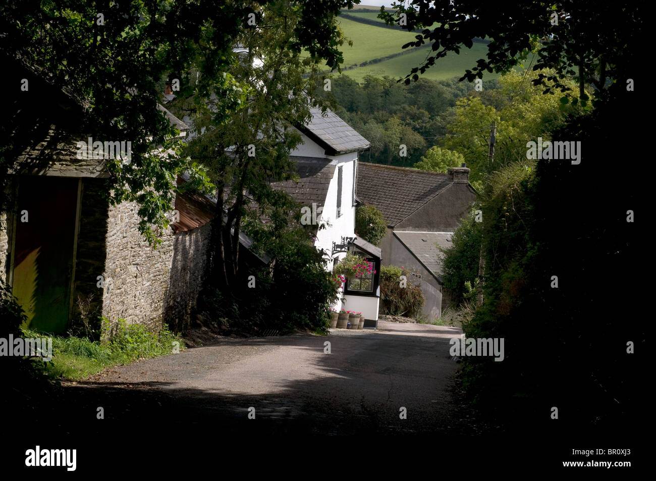 Village cottage hi-res stock photography and images - Alamy