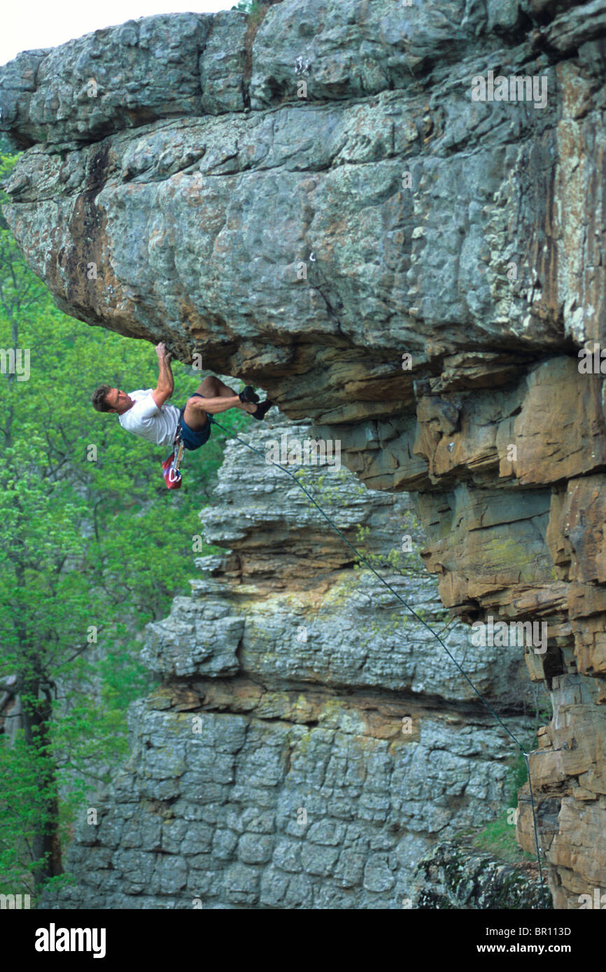 Male climber on steep sandstone at the Horseshoe Canyon Ranch in Arkansas. Stock Photo