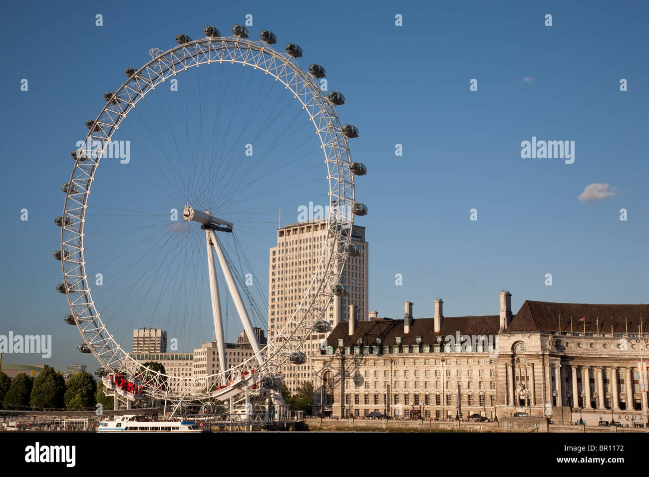 County hall london eye hi-res stock photography and images - Alamy