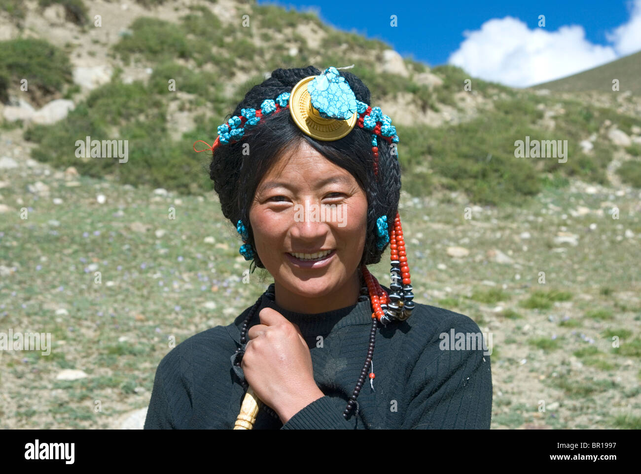 Tibetan Khampa woman smiling Stock Photo Alamy