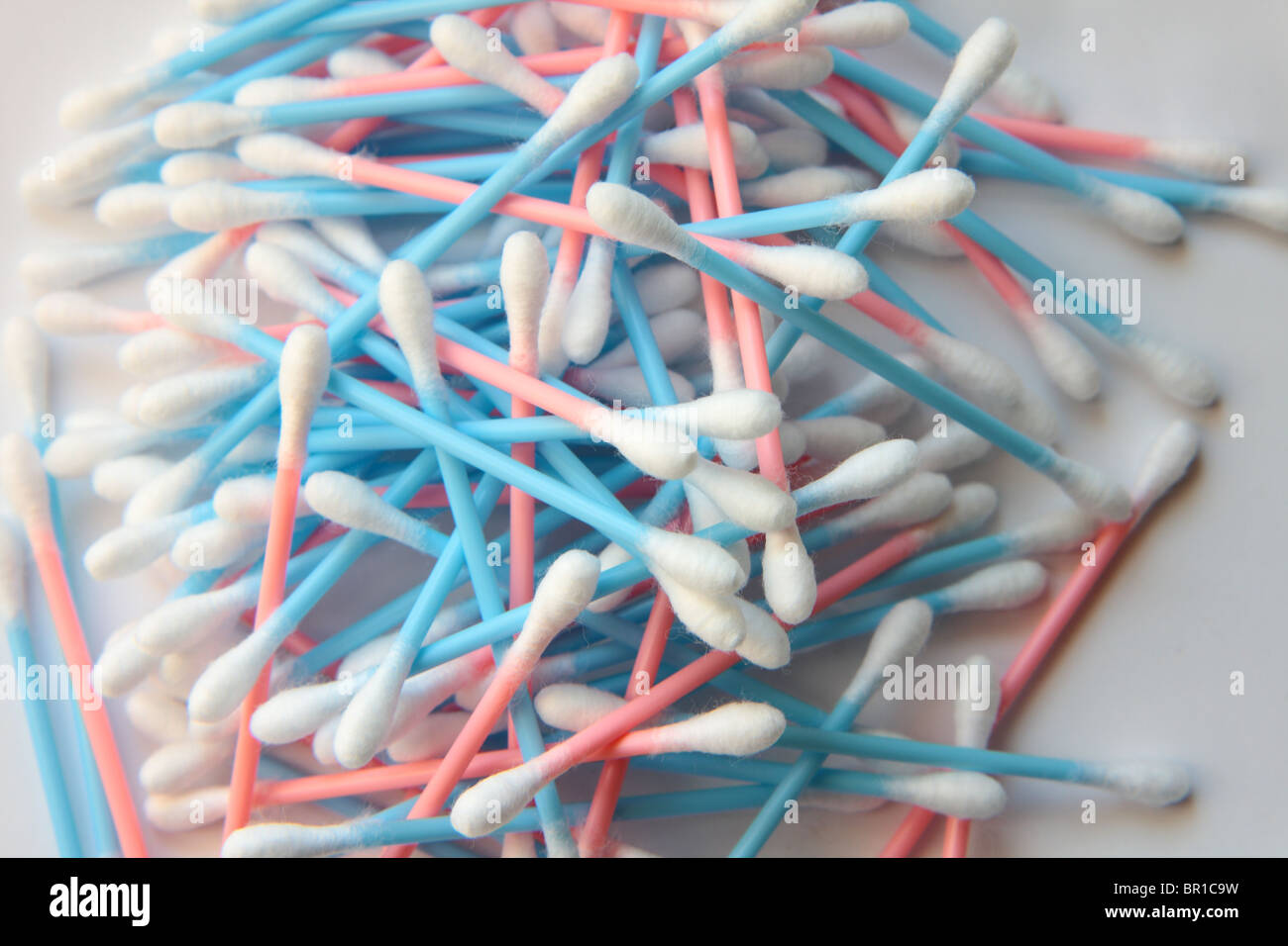 Cotton buds hires stock photography and images Alamy