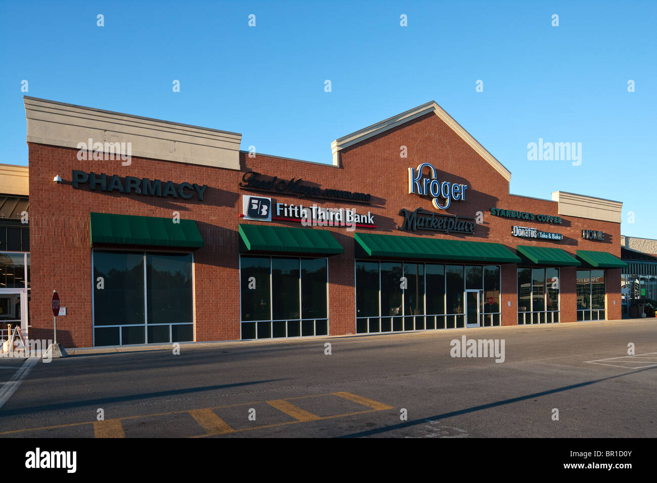 Kroger grocery hires stock photography and images Alamy