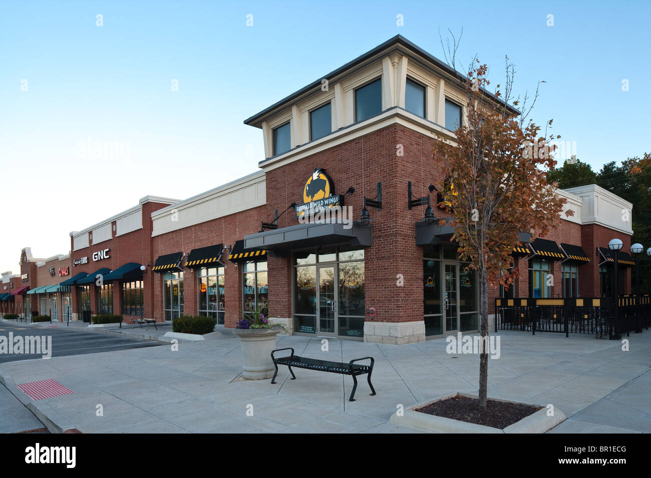 Buffalo Wild Wings restaurant located in Graceland shopping center in