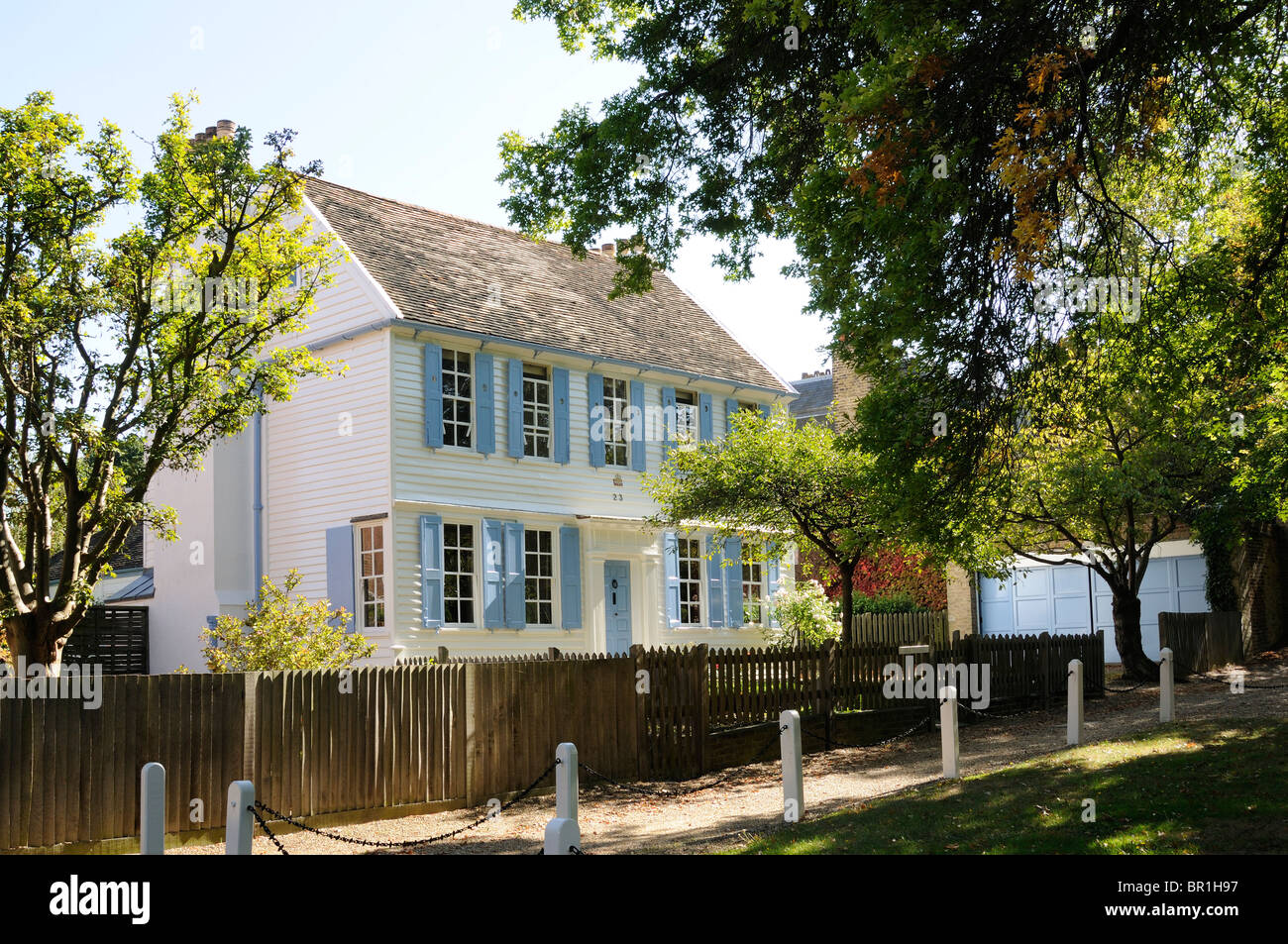 Bell Cottage in Dulwich village on an autumn day Stock Photo