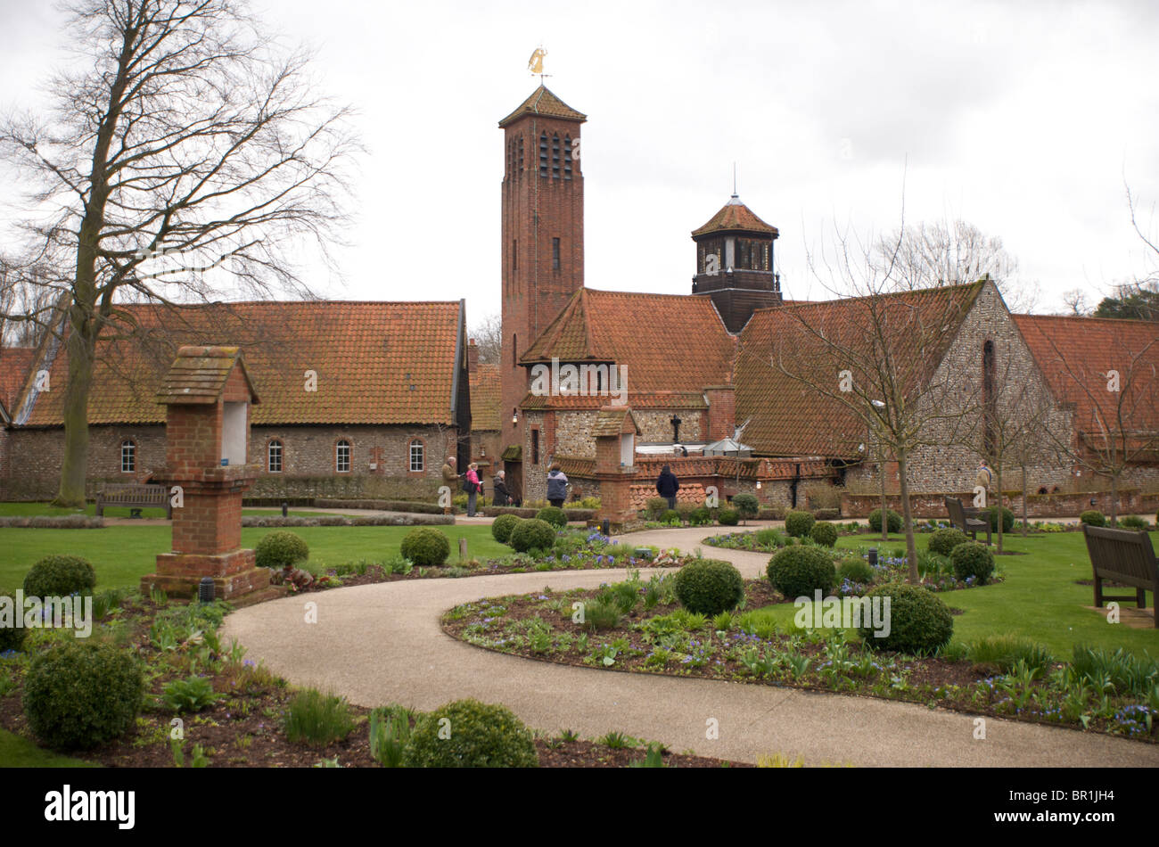 Easter Service at The Shrine of Our Lady of Walsingham, Norfolk Stock Photo - Alamy