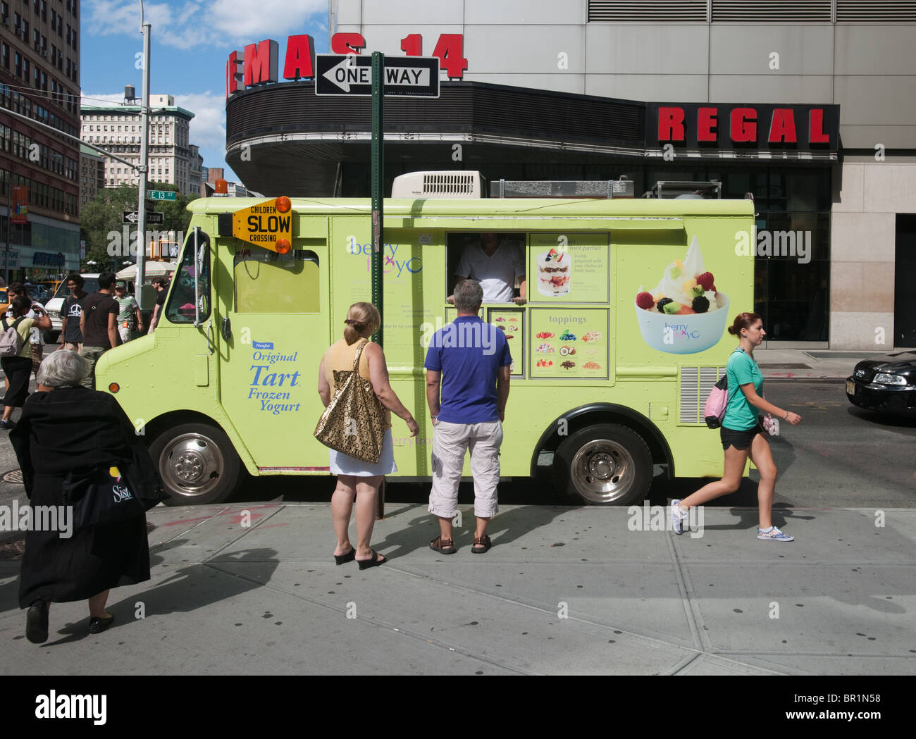 Froyo truck hires stock photography and images Alamy