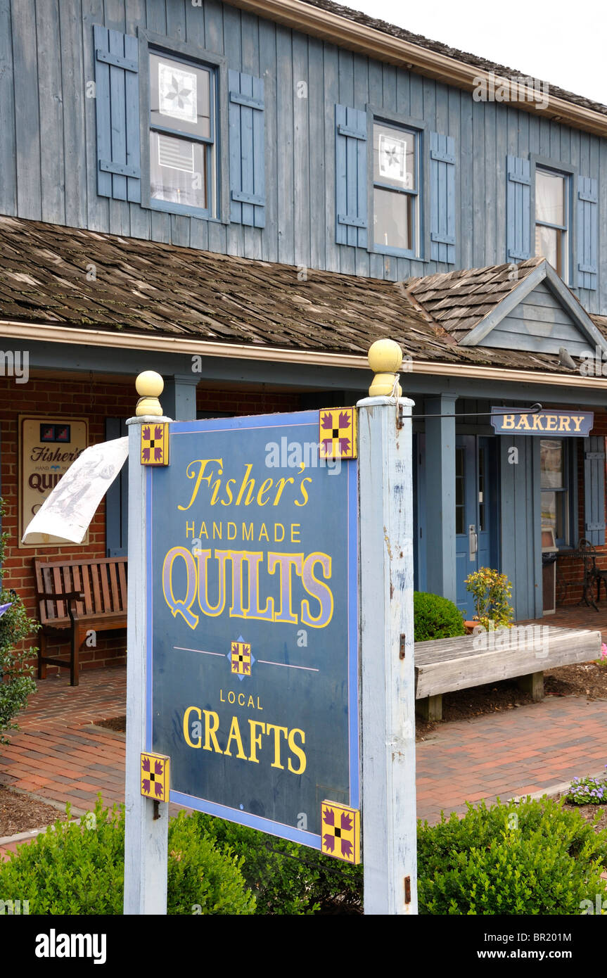 Quil shop in Bird in Hand, Amish Country, Pennsylvania, USA Stock Photo