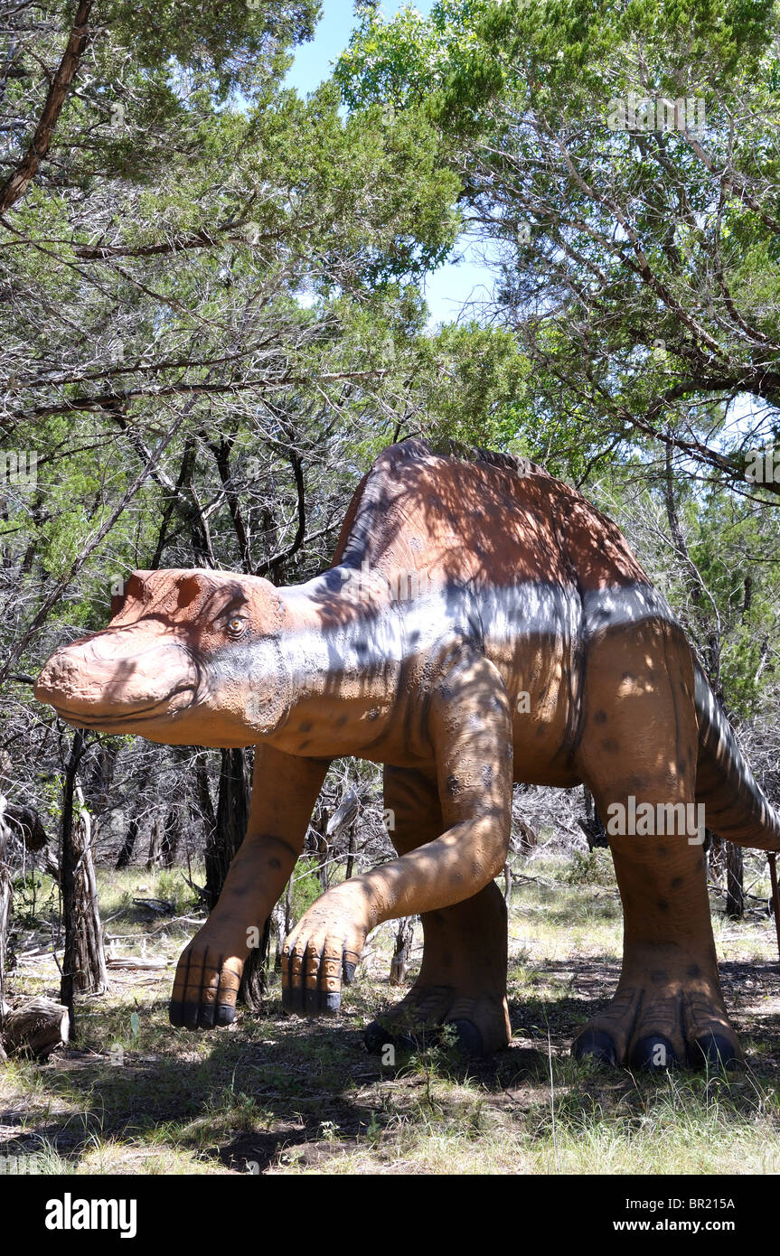 Dinosaur dinosaurs dino maiasaura world museum exhibition glen rose hi