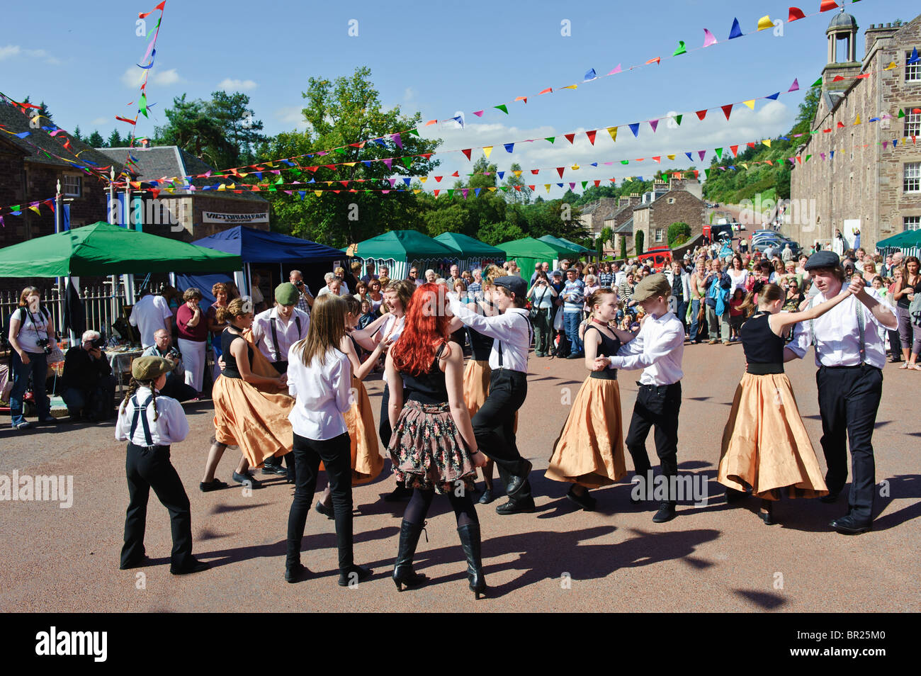Victorian fair hi-res stock photography and images - Alamy