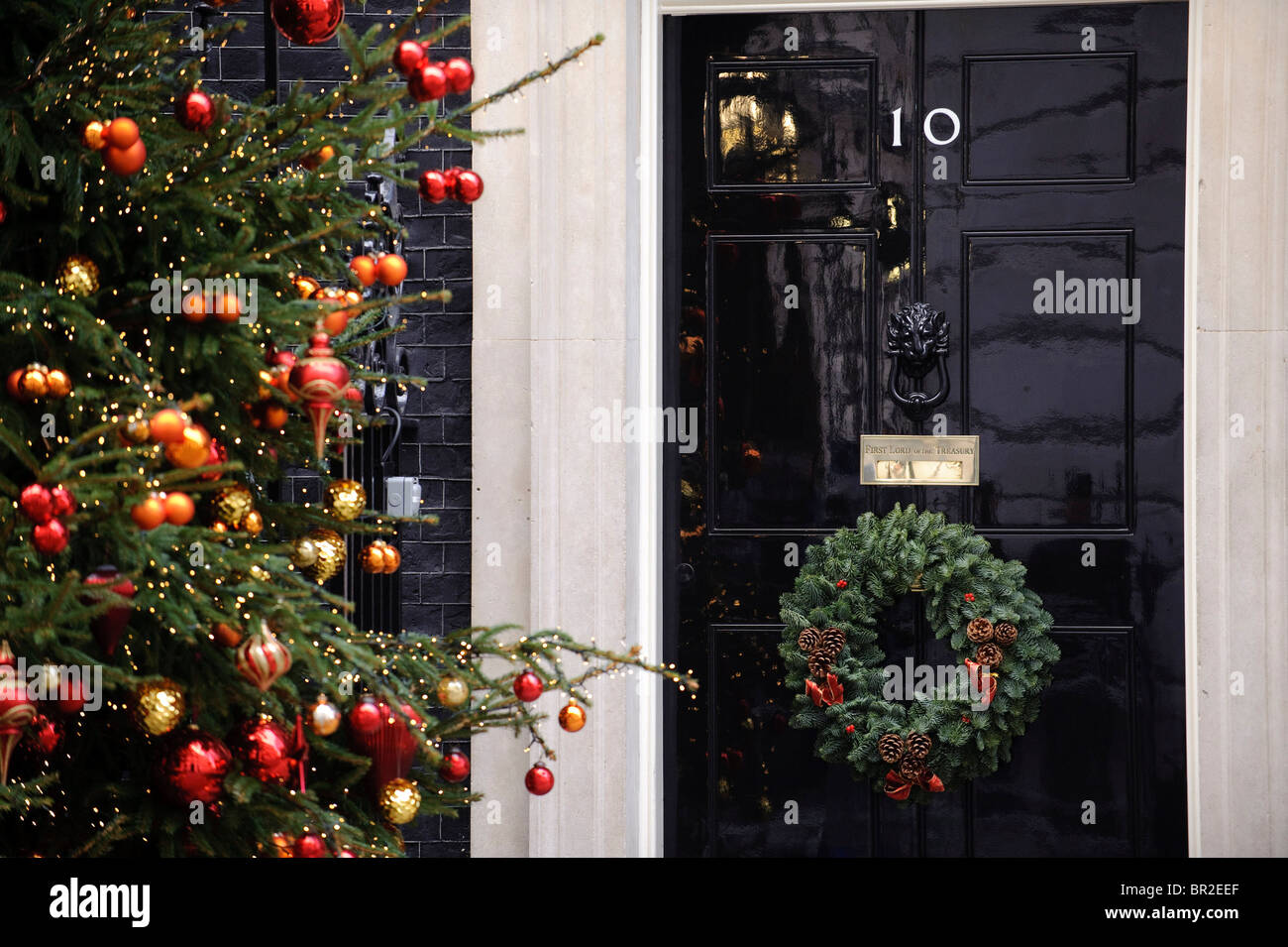 Christmas at 10 Downing Street, London, 15th December 2009. Stock Photo
