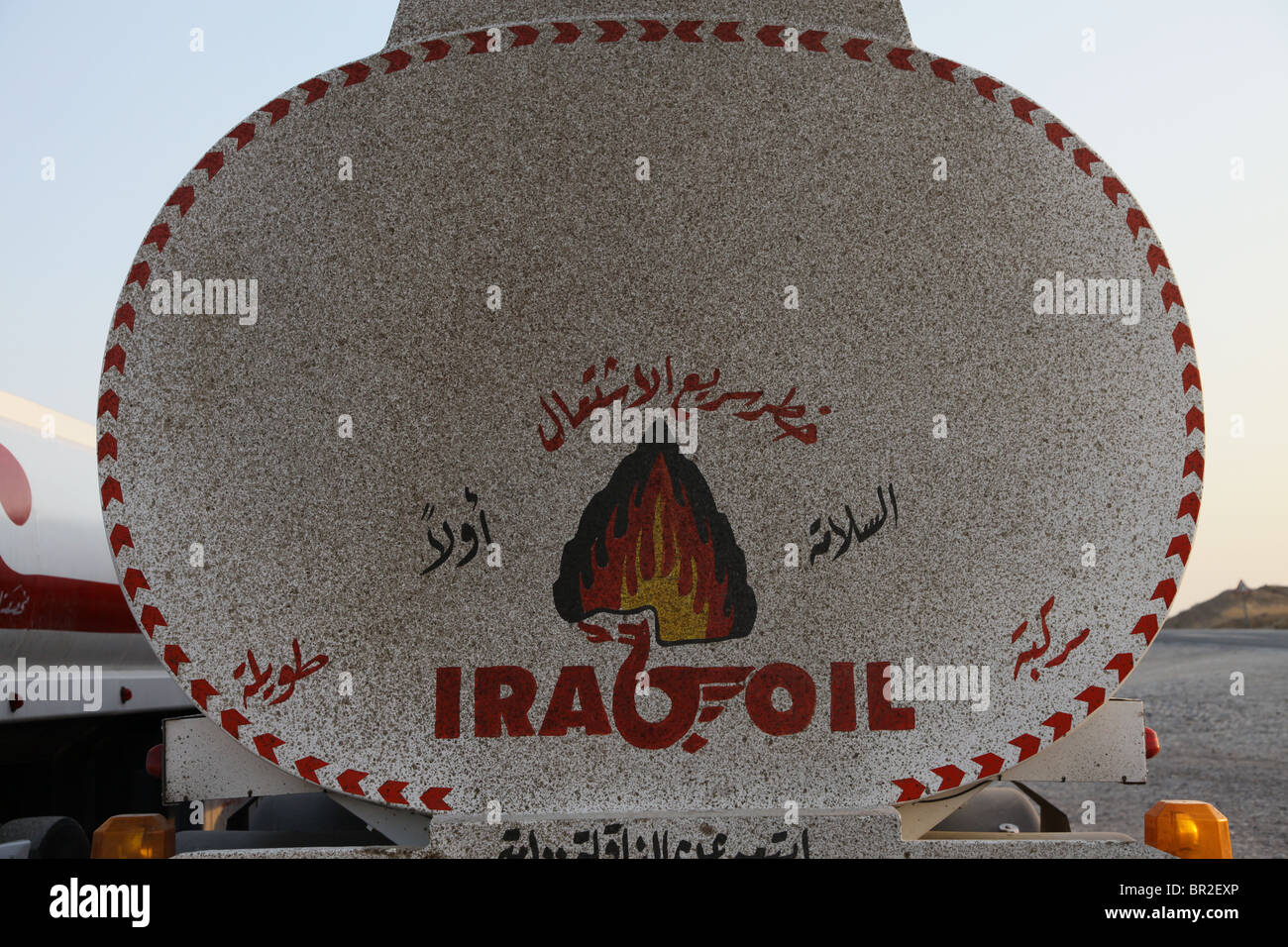 Iraq oil tanker hi-res stock photography and images - Alamy
