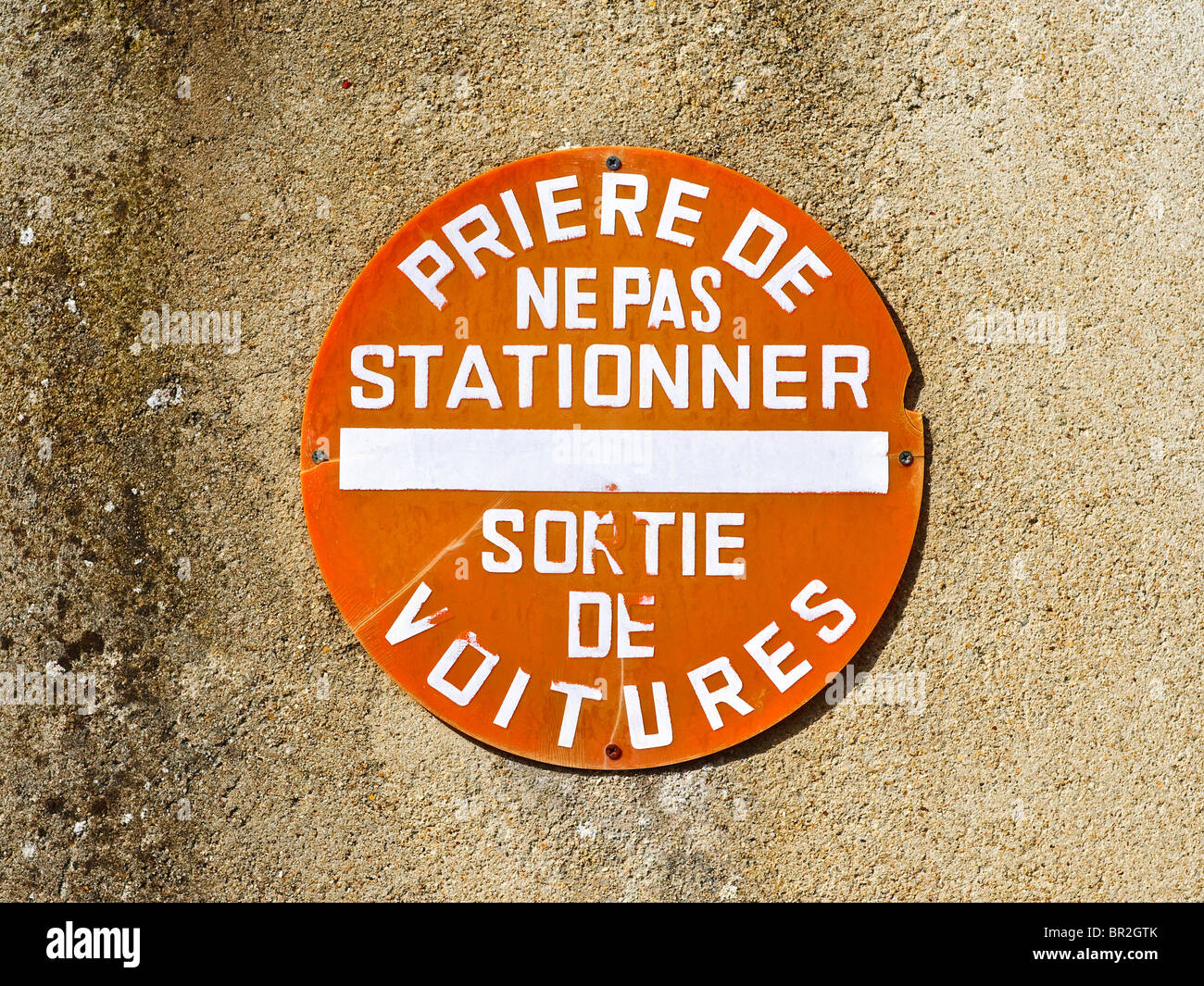 Sortie de voitures sign hi-res stock photography and images - Alamy