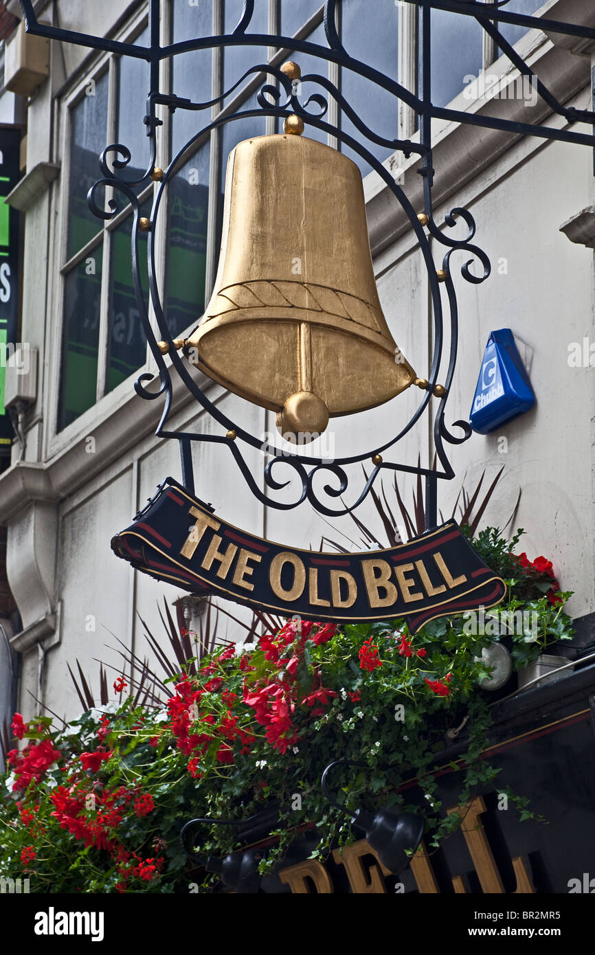 City of London,Fleet Sreet The Old Bell July 2010 Stock Photo