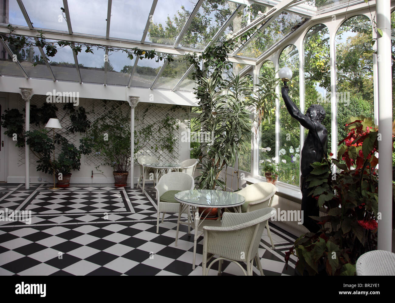 Ballymaloe conservatory, upmarket country house hotel, ancestral home of the Allen family Stock Photo