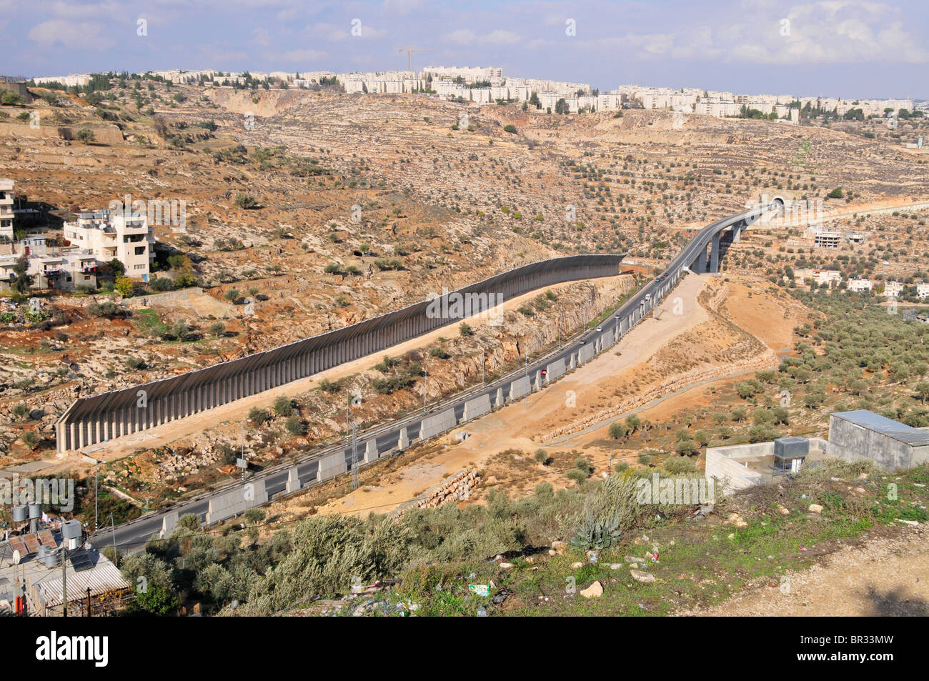 The up to 8m high wall dividing Israel and the Palestinian West Bank, near Bethlehem, West Bank, Israel, Near East, Orient Stock Photo