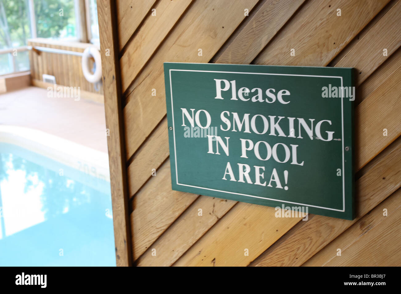 no smoke sign pool area Stock Photo Alamy