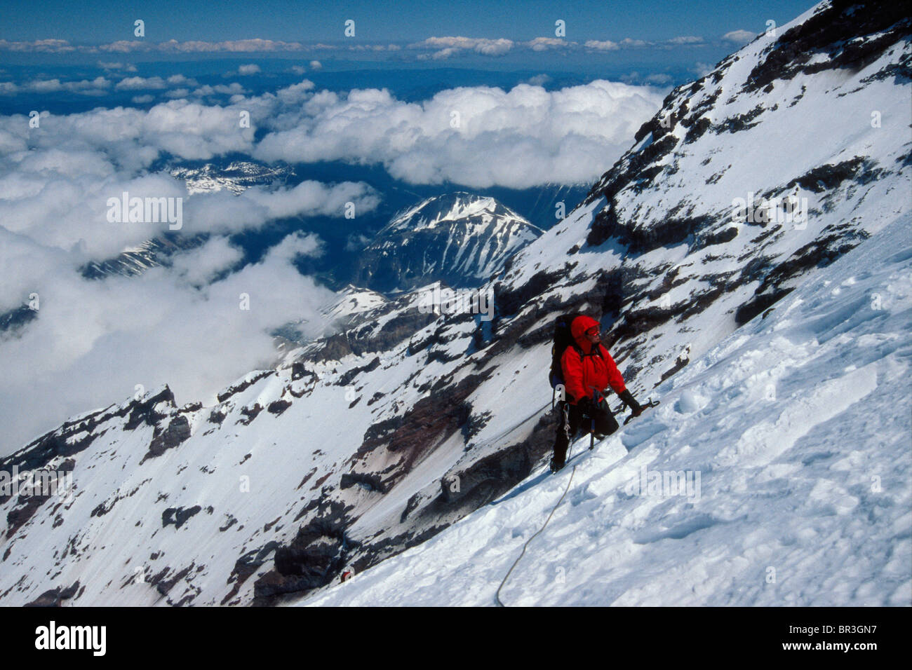 Climbers on Liberty Ridge, Mt. Rainier, Washington Stock Photo Alamy
