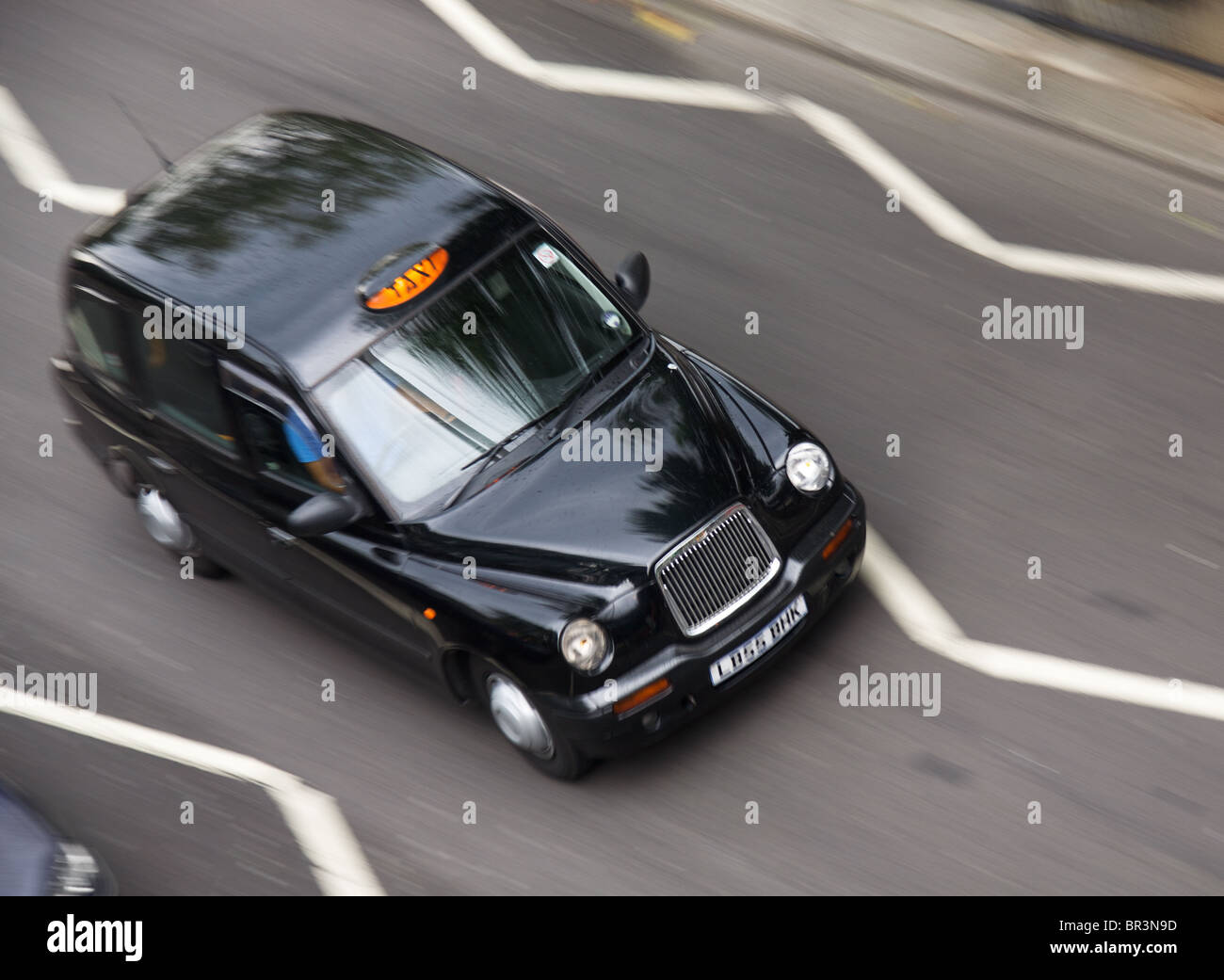 London taxi from above Stock Photo