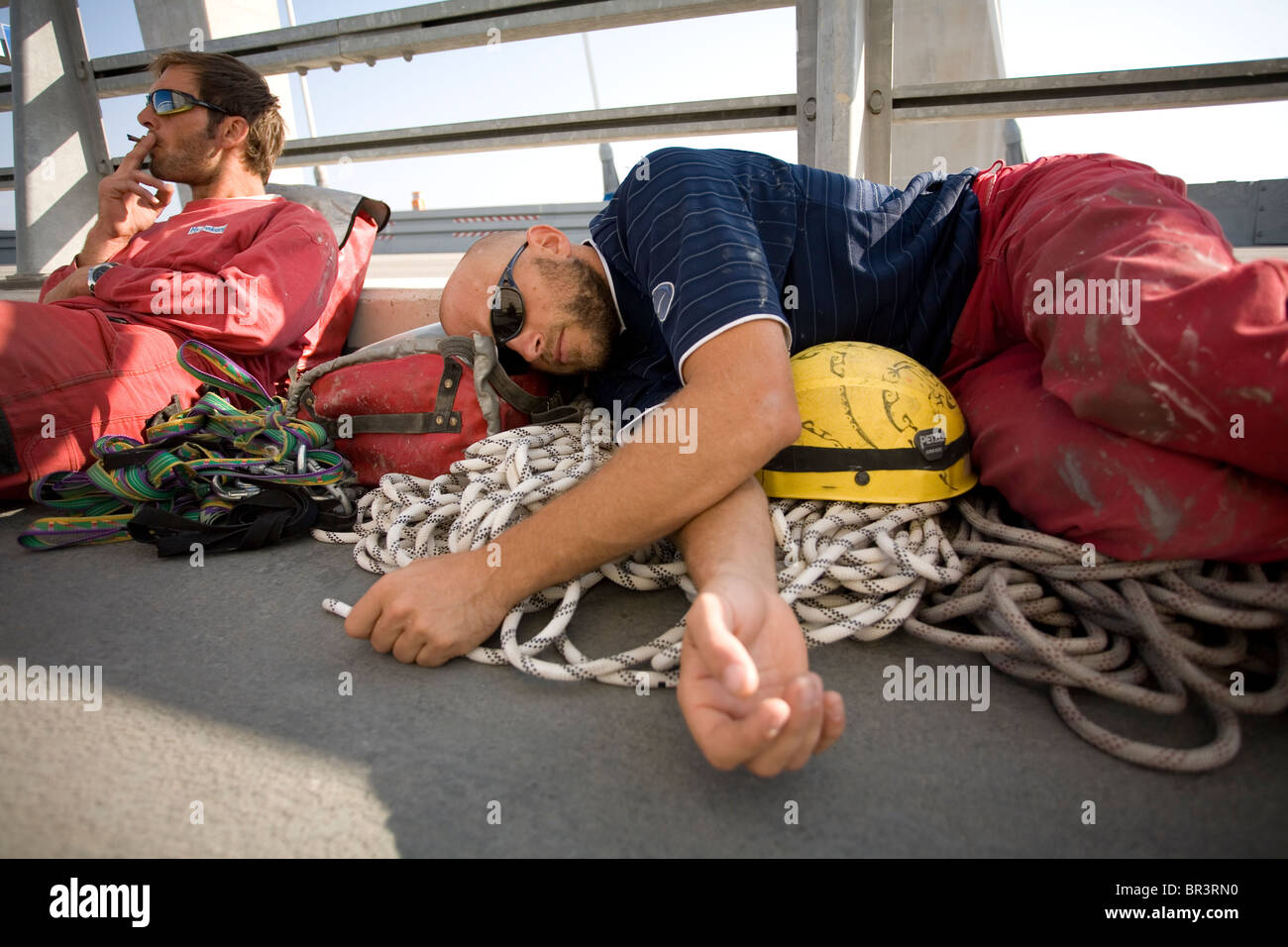 Sleep On Rope Men sleeping on rope hi-res stock photography and images - Alamy