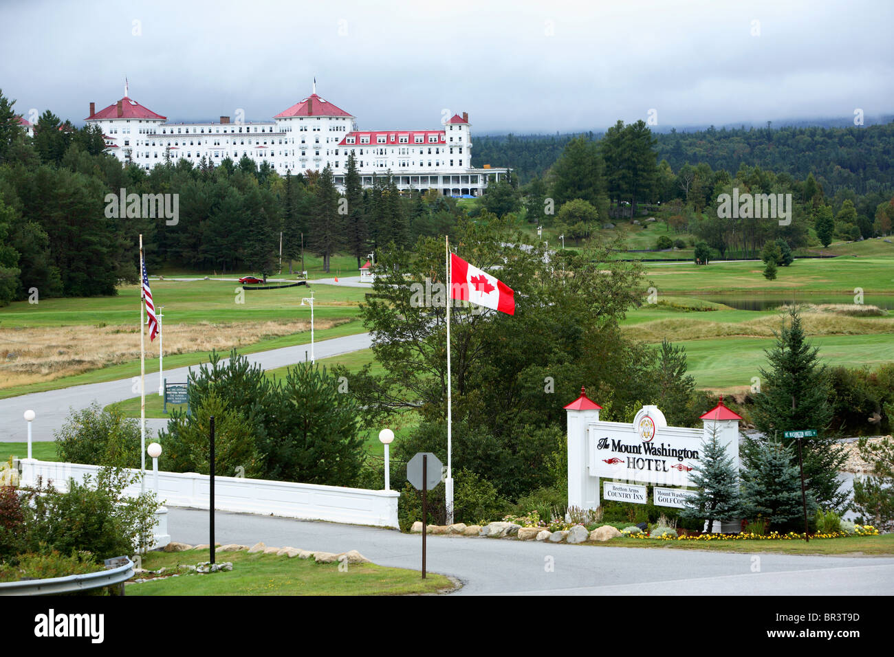 The Mt Washington hotel and golf course near Bretton Woods NH Stock The Mt Washington hotel and golf course near Bretton Woods NH Stock