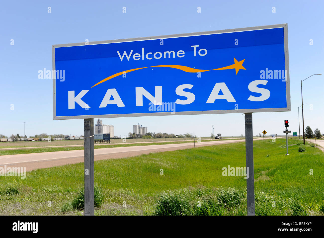 to kansas sign on interstate highway Stock Photo Alamy