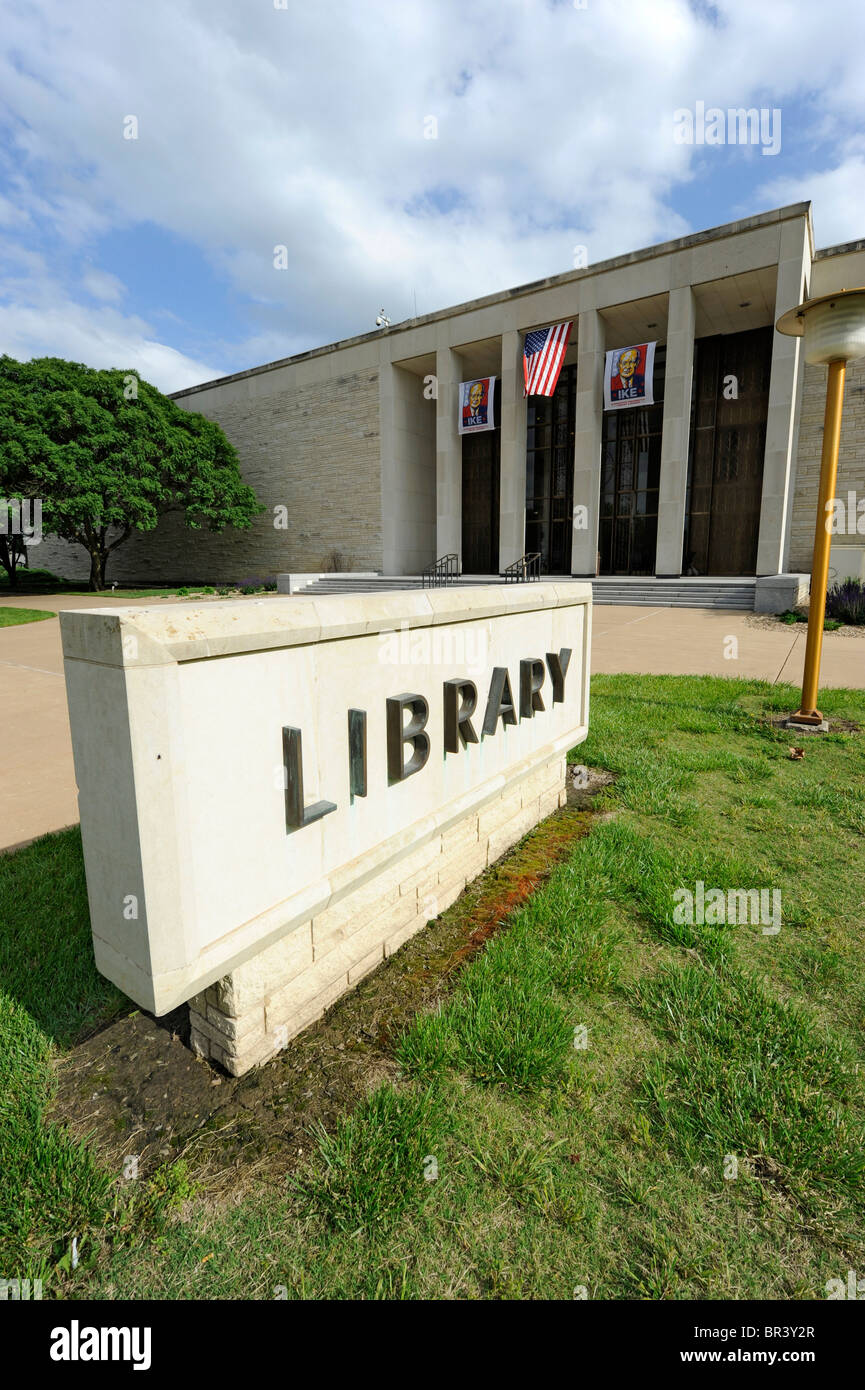 Dwight D Eisenhower Museum Abilene Kansas Stock Photo Alamy