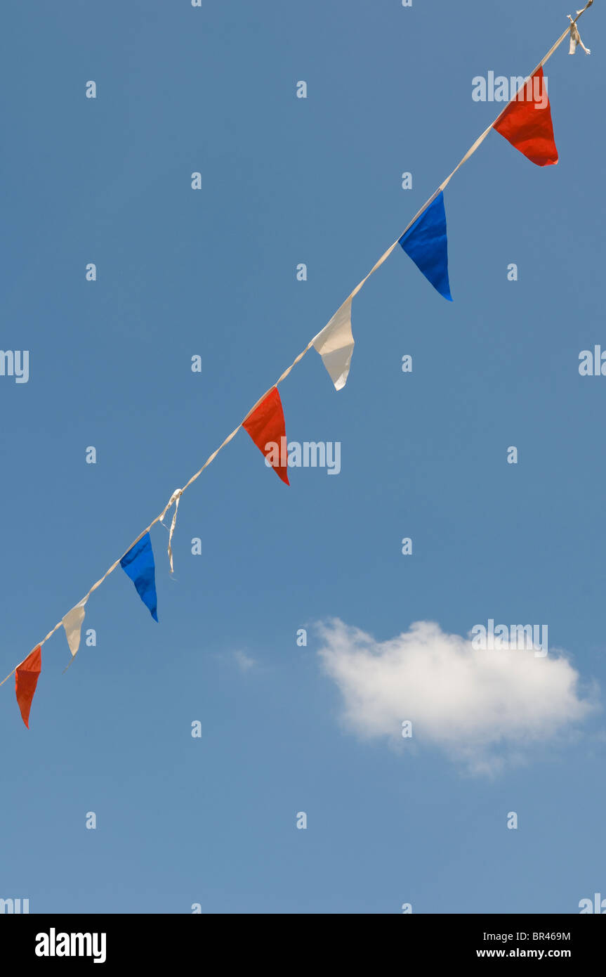 Red white blue bunting hi-res stock photography and images - Alamy