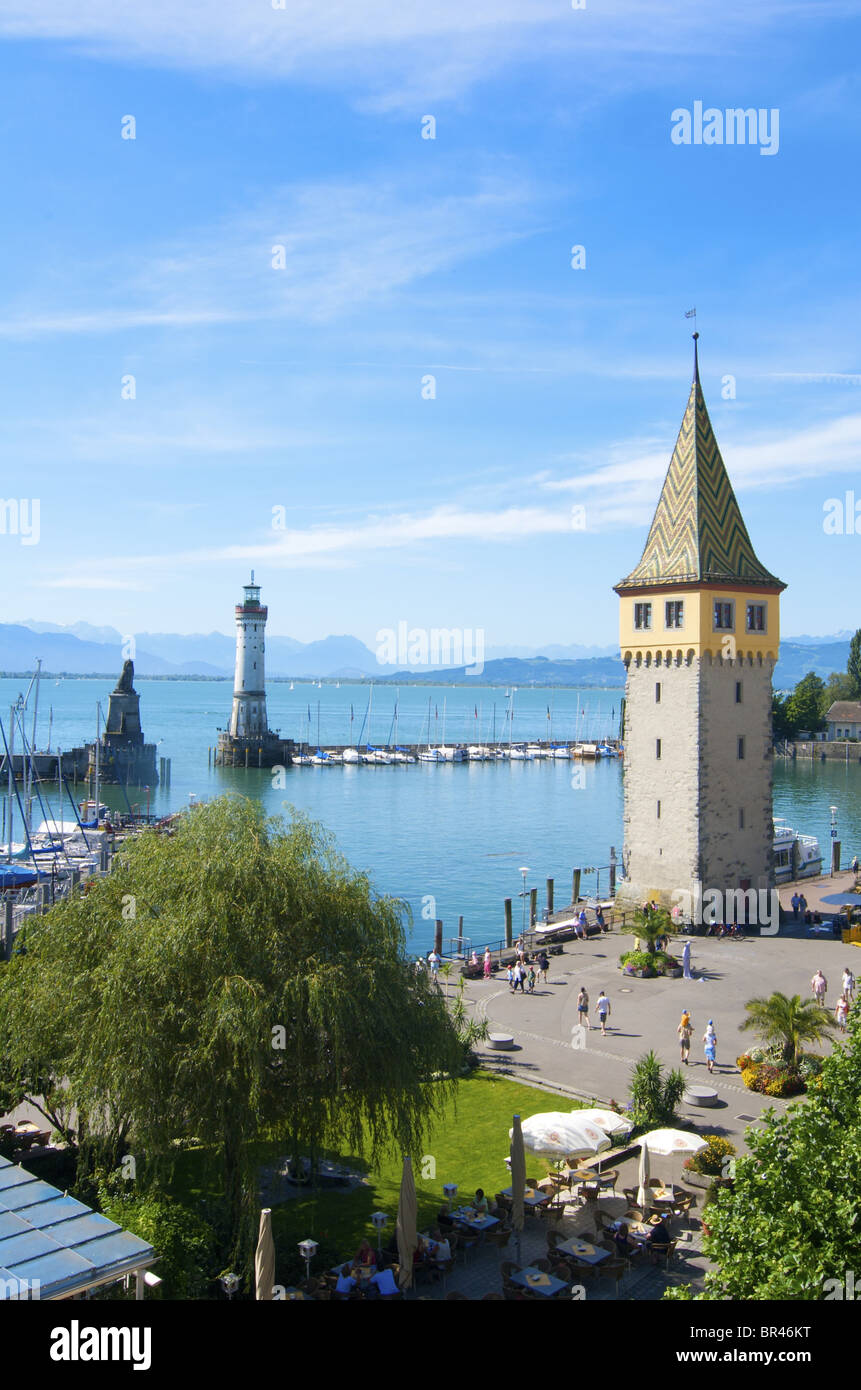Harbour and tower mangenturm lindau hi-res stock photography and images ...
