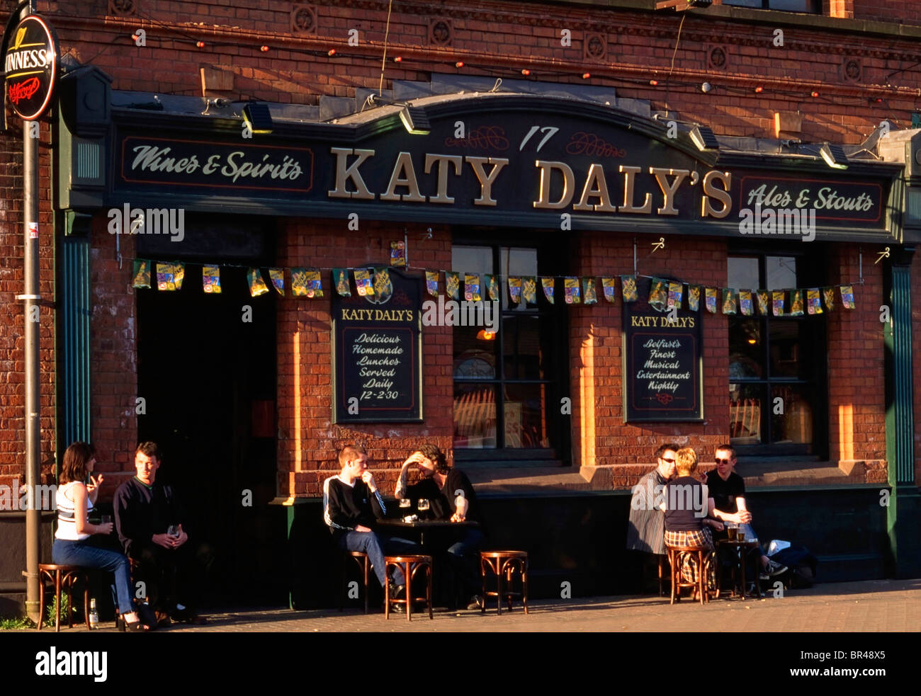 Belfast, Co Antrim, Co Down, Northern Ireland, Katy Daly's Pub Stock Photo