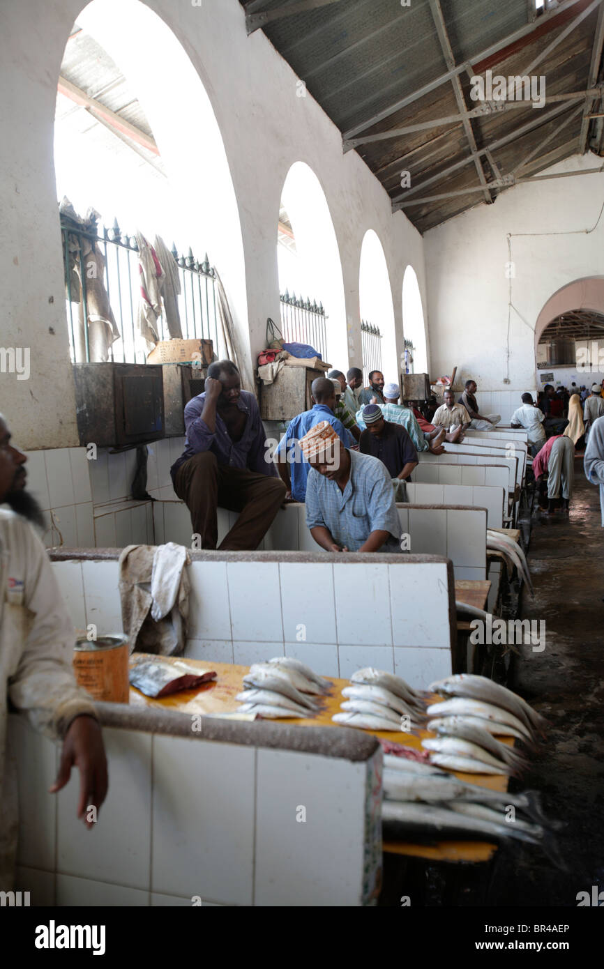 Darajani fish market at Stone Town, Zanzibar, Tanzania Stock Photo Alamy