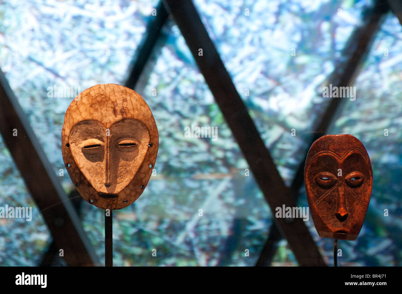 Congolese sculpture branly museum hires stock photography and images
