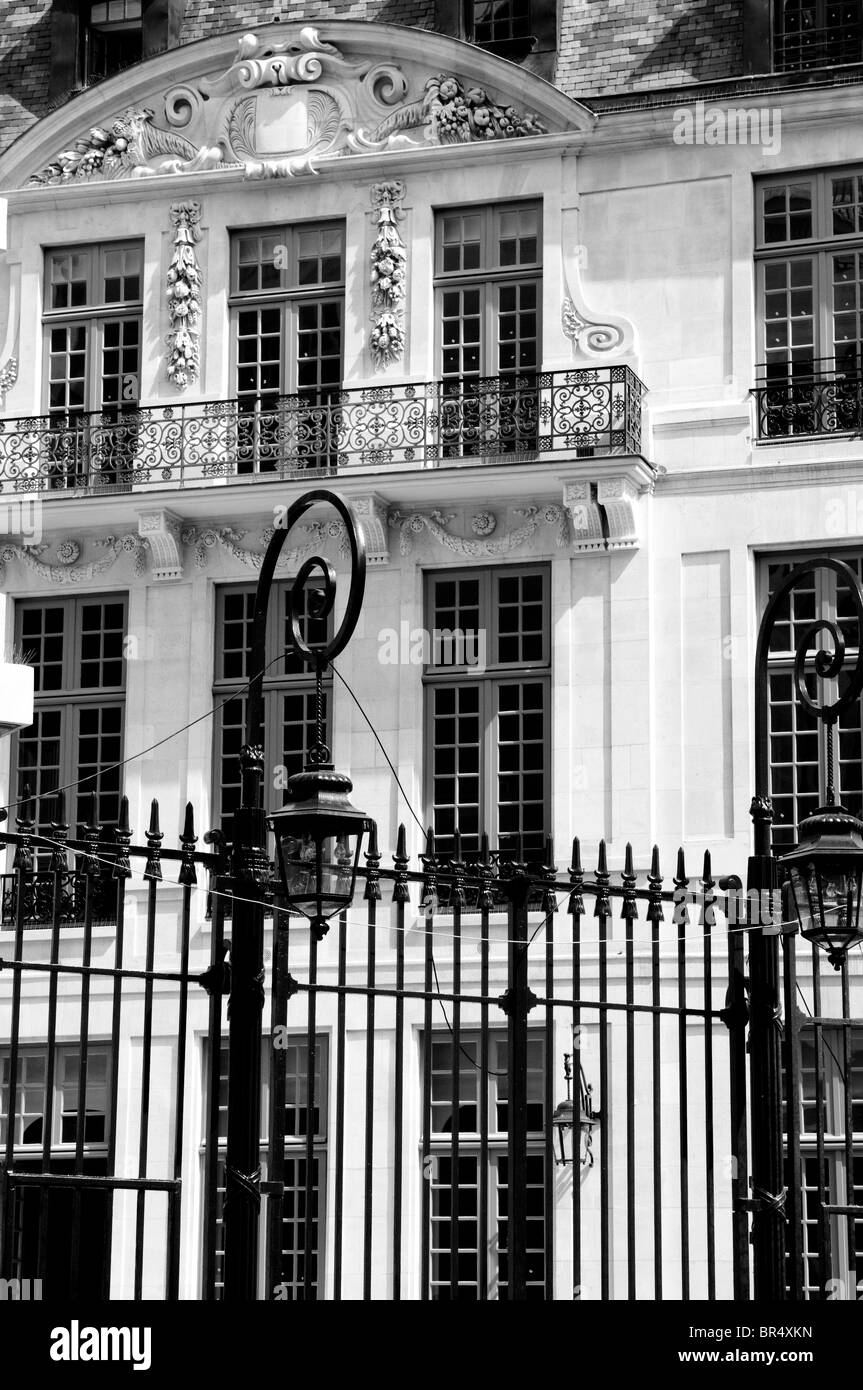 Elegant mansion, St Germain des Pres, Paris, France Stock Photo Alamy