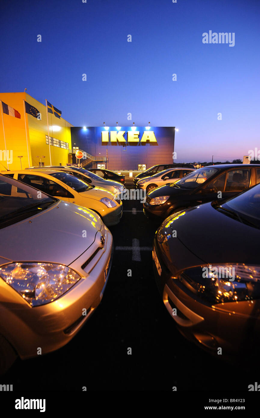 Henin Beaumont (62): IKEA department store Stock Photo