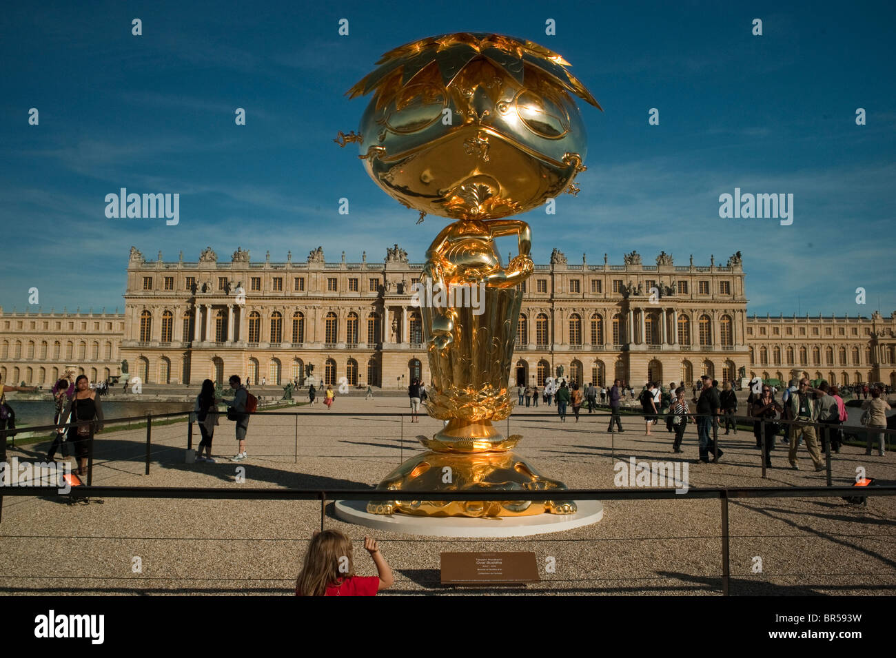 Versailles, France, Tourists Visiting Contemporary Art Show, Takashi Murakami,'Oval Buddha' in the Garden, Water parterre, sculpture museum statues, Palace of Versailles France Avant Garde, French chateau Stock Photo