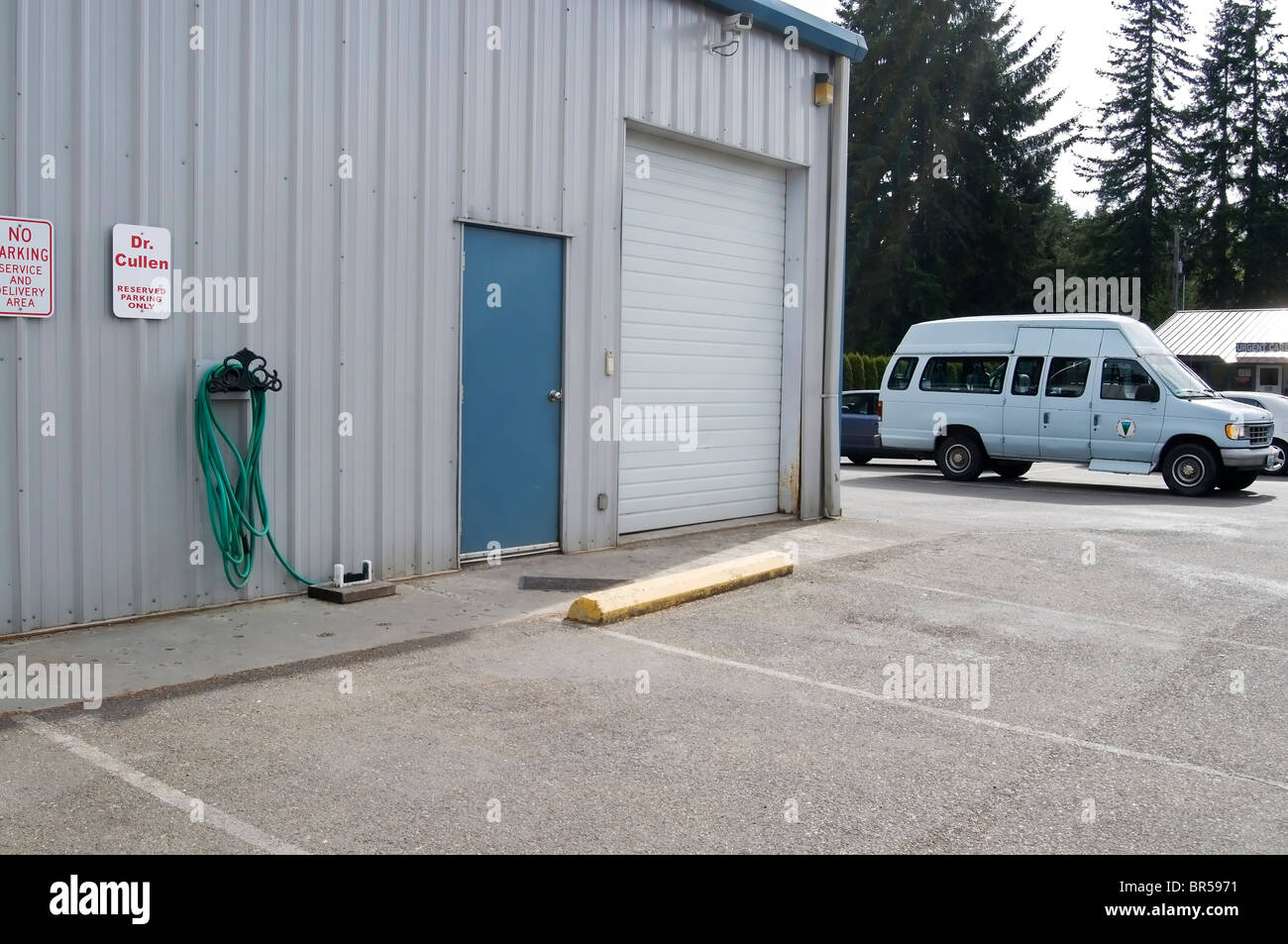 A parking place is reserved for Dr. Cullen, a character in the Twilight  series at the Forks Community Hospital in Forks, WA Stock Photo - Alamy
