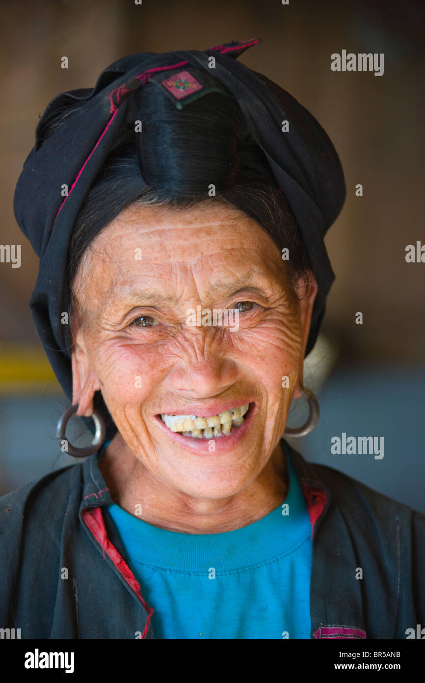 Portrait of Red Yao woman,  Longsheng, Guangxi, China Stock Photo