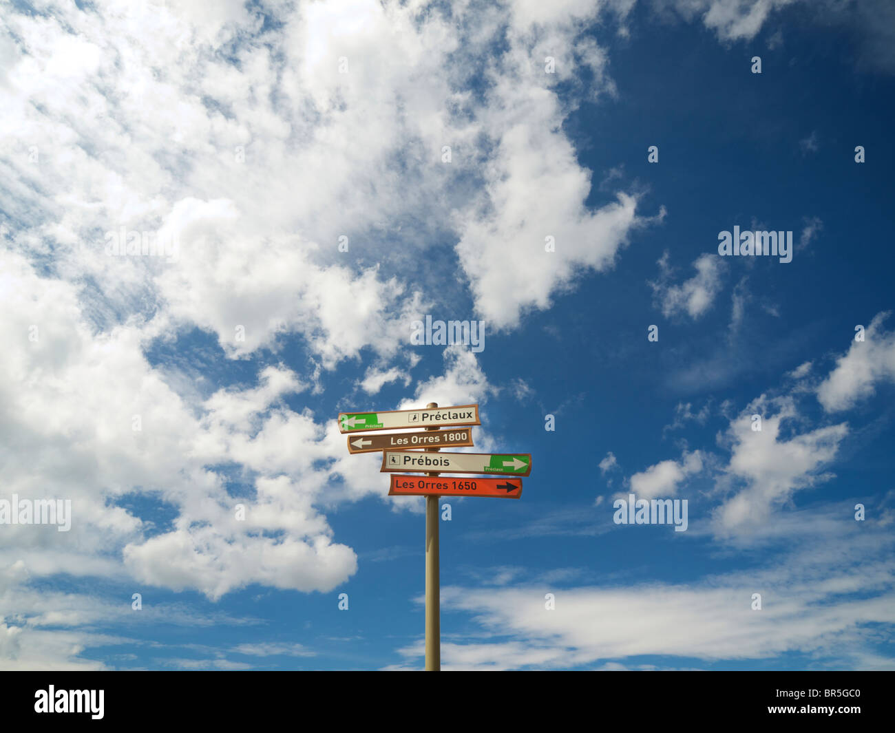 Skiing signs in Les Orres, Hautes Alpes, France with nice blue sky with clouds Alps alt 1800m Stock Photo