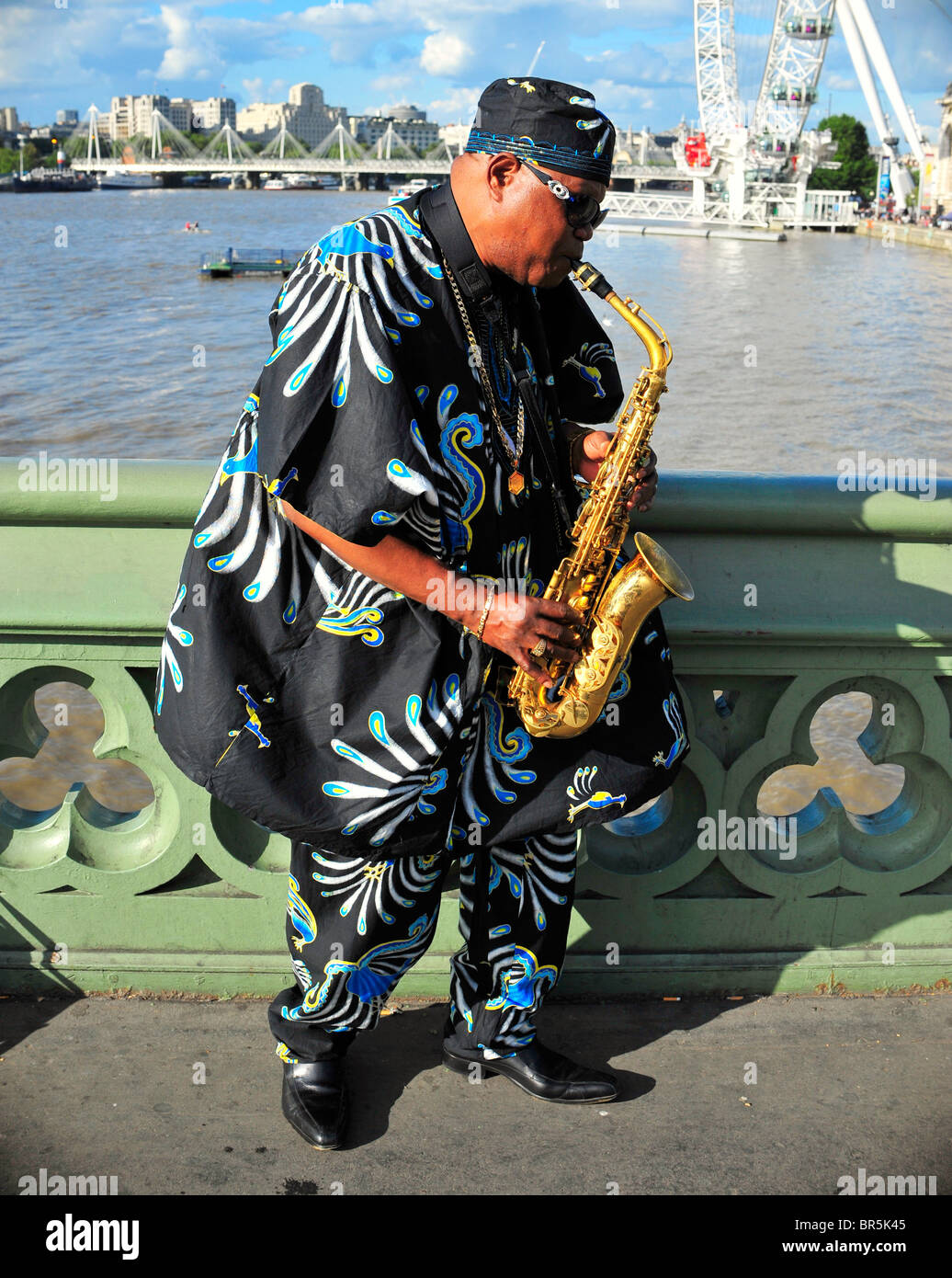 Saxophone player hires stock photography and images Alamy