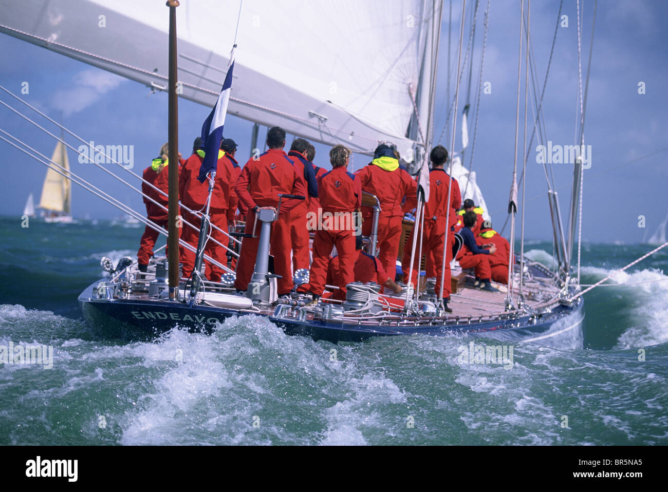 Racing sloop hi-res stock photography and images - Alamy