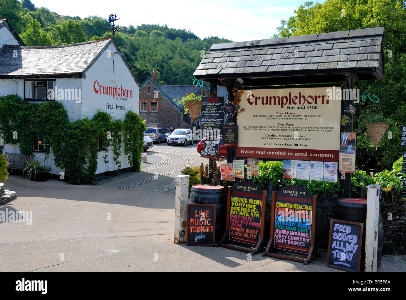 Crumplehorn inn polperro hi-res stock photography and images - Alamy
