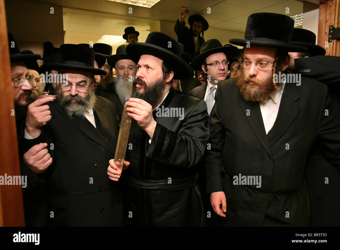 The Grand Rebbe of the Bobov Hasidic movement from New York attaches a ...
