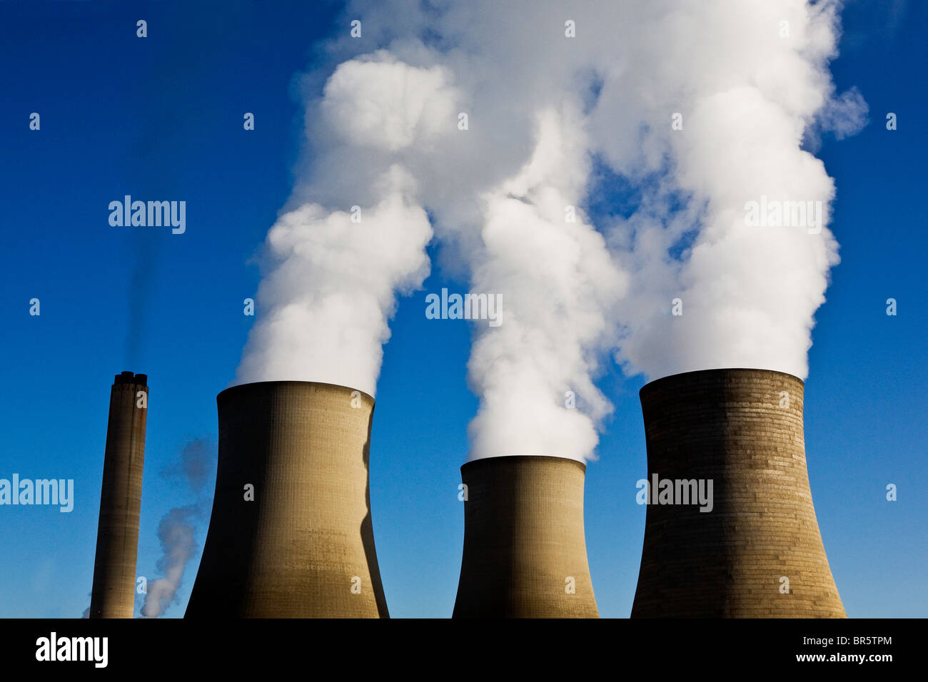 3 cooling towers at Didcot Power Station, a coal-fired station. Oxfordshire, UK. Stock Photo
