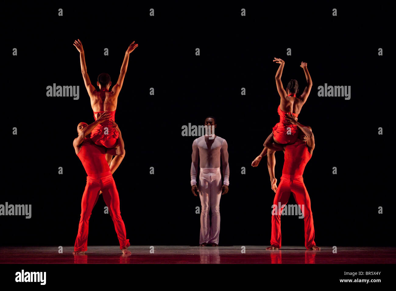 alvin-ailey-hi-res-stock-photography-and-images-alamy
