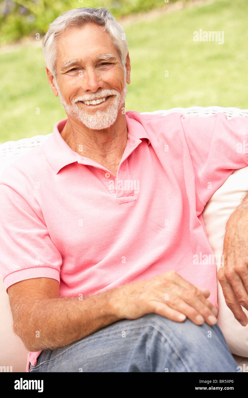 Relaxing, garden, man hi-res stock photography and images - Alamy