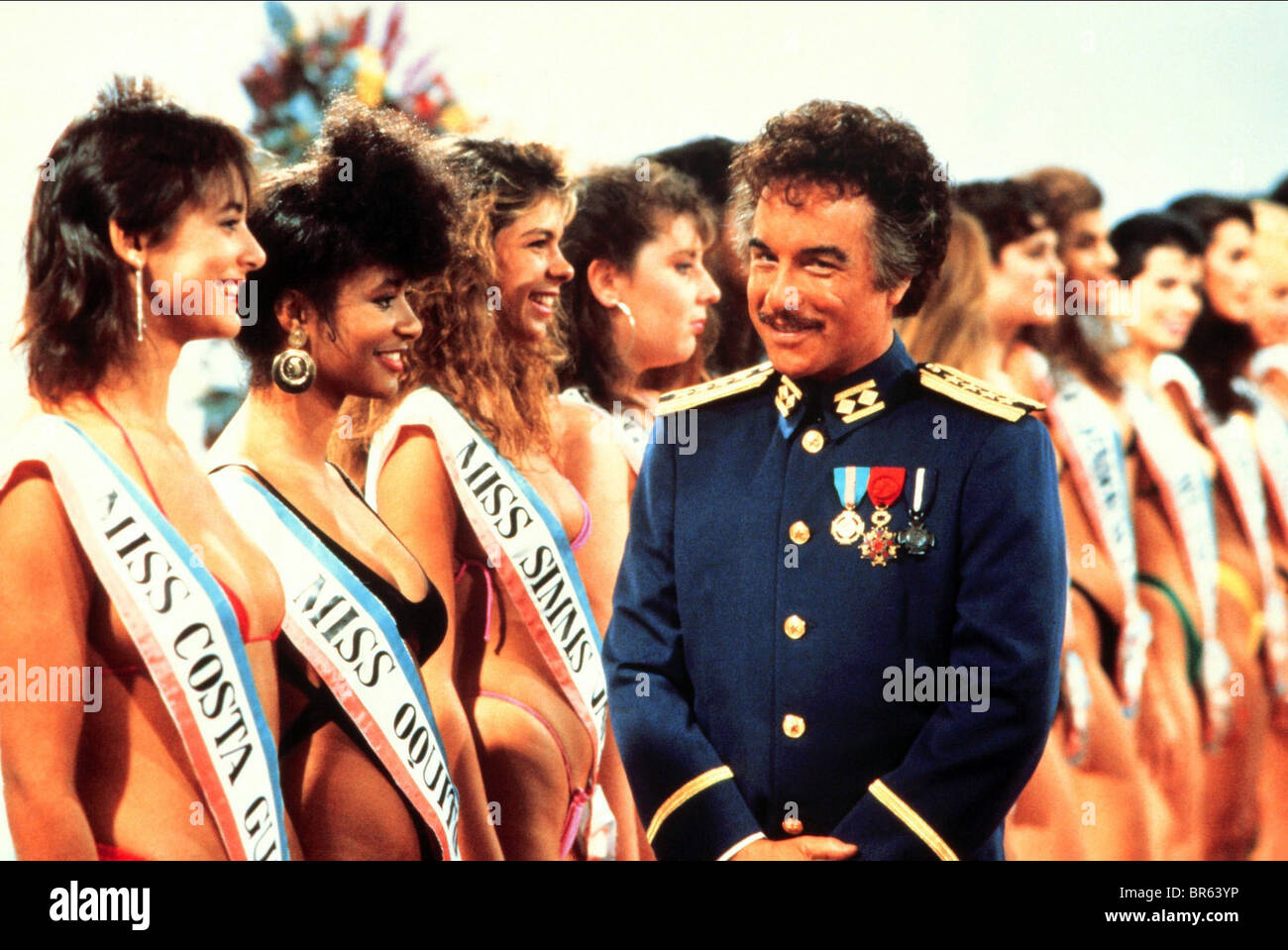 Richard Dreyfuss Moon Over Parador 19 Stock Photo Alamy Richard Dreyfuss Moon Over Parador 19 Stock Photo Alamy