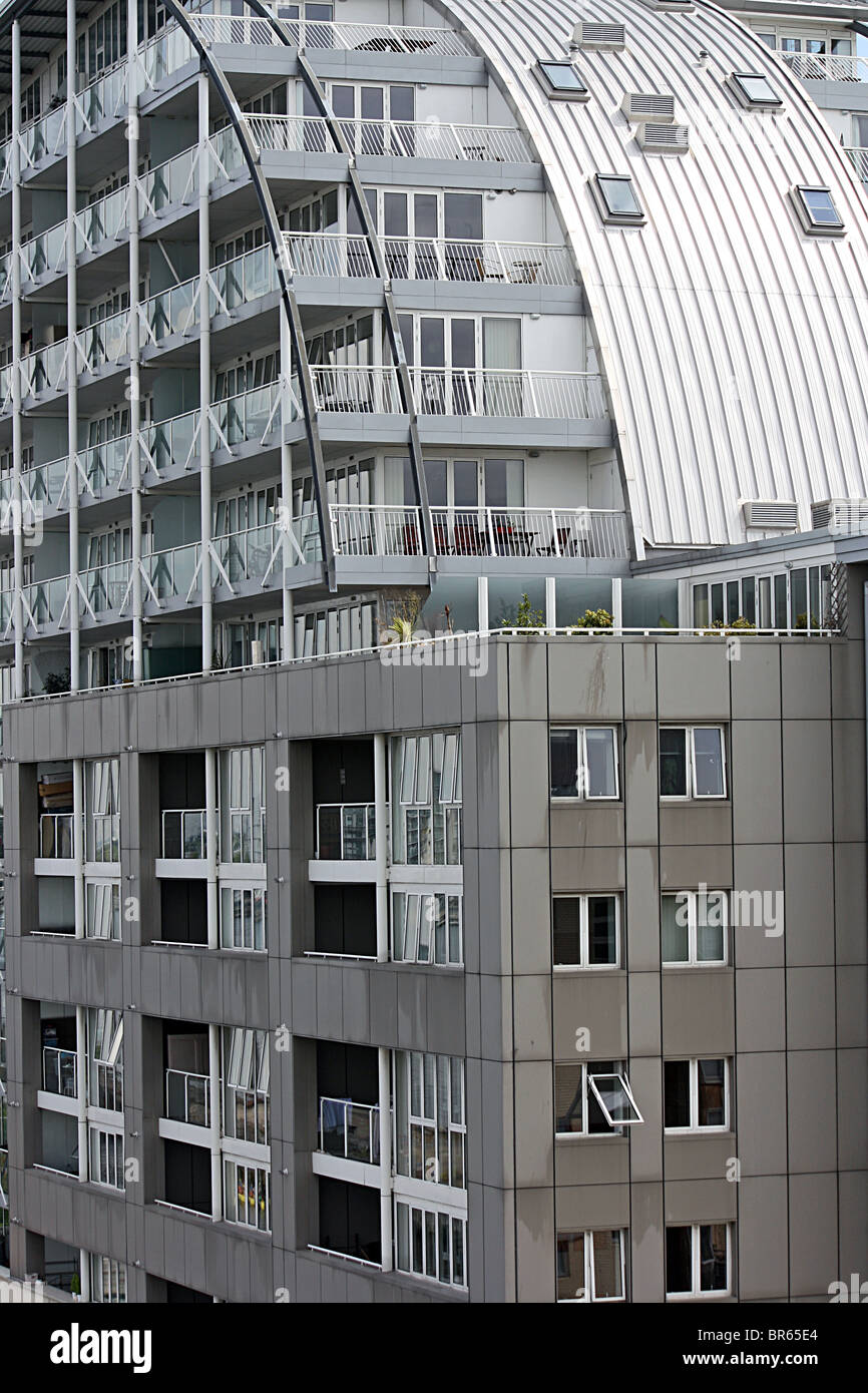Eastern Quay Apartments, Royal Victoria Dock, East London Stock Photo