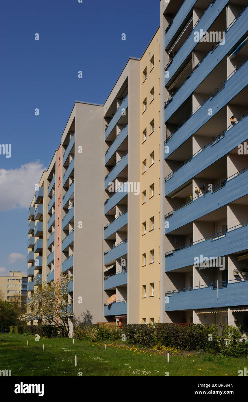 Gropiusstadt, Gropius City, Walter Gropius-designed housing estate, satellite settlements, Berlin Neukoelln, Germany, Europe. Stock Photo