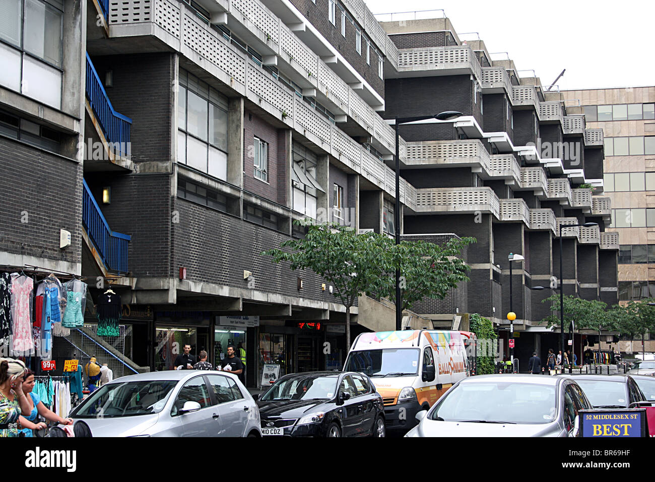Middlesex Street Estate, (Petticoat Lane), London Stock Photo Alamy