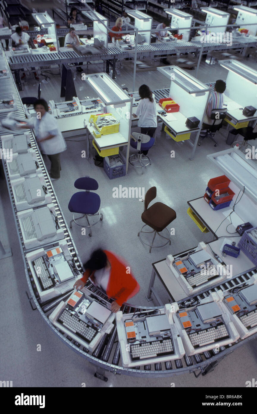 Computer Assembly Line High Resolution Stock Photography and Images - Alamy